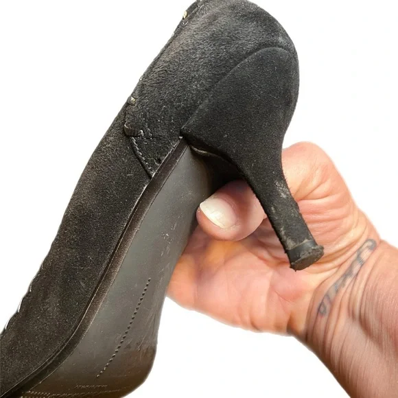 Stuart Weitzman Pointed Toe Heels Black Suede Tassels Size 6.5M - Picture 8 of 16